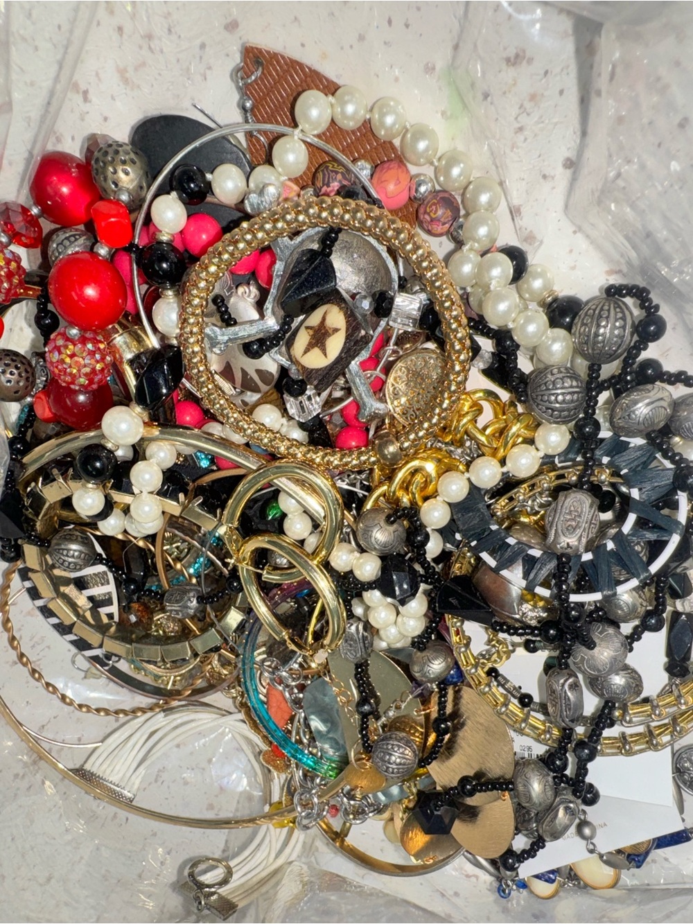 Mixed Pearl and Bead Fashion Bracelet Set - Black, White, Gold